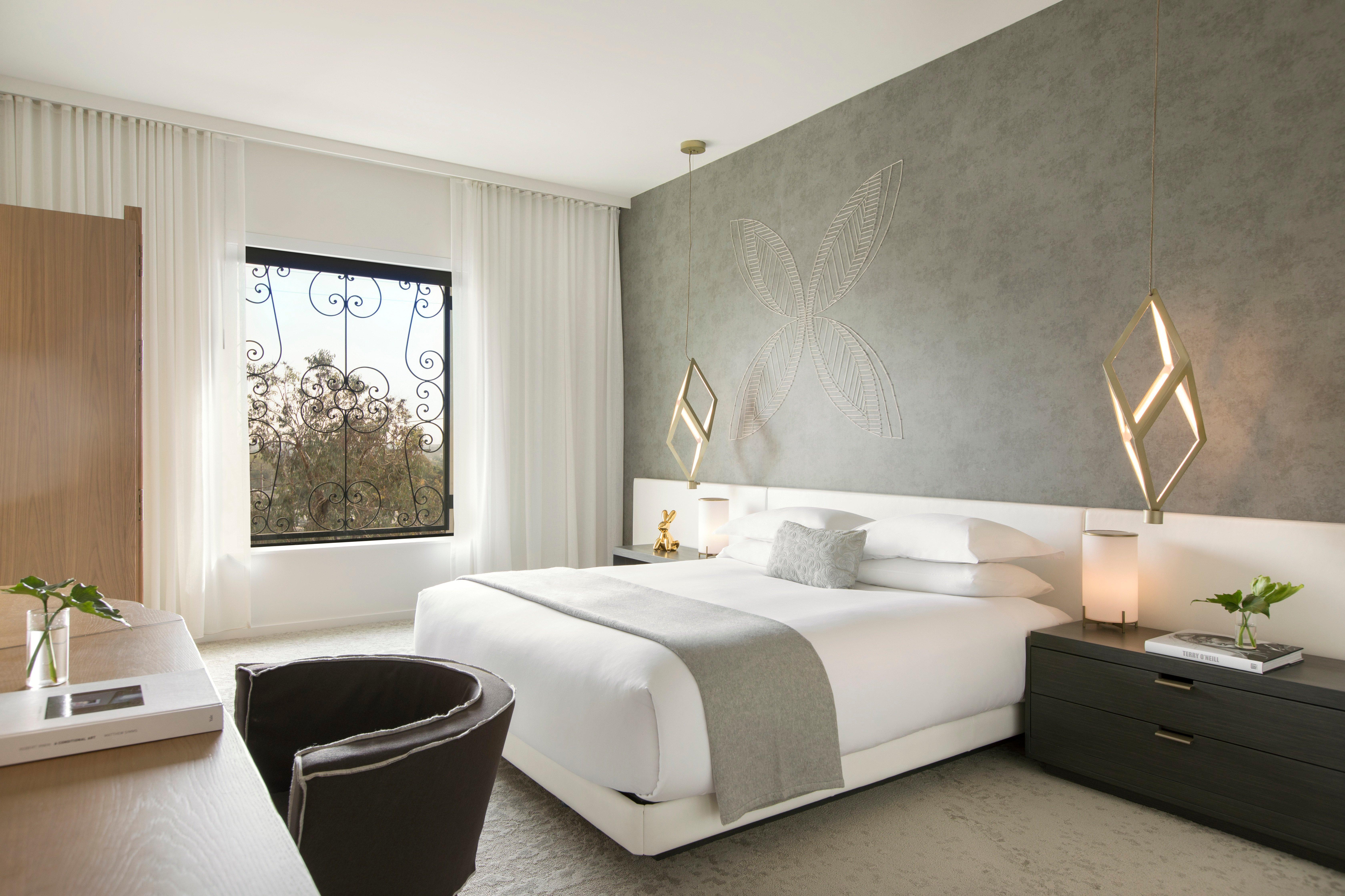 Kimpton La Peer By Ihg Hotel